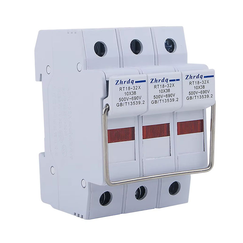 ¿Cómo protege un fusible cilíndrico los sistemas eléctricos?