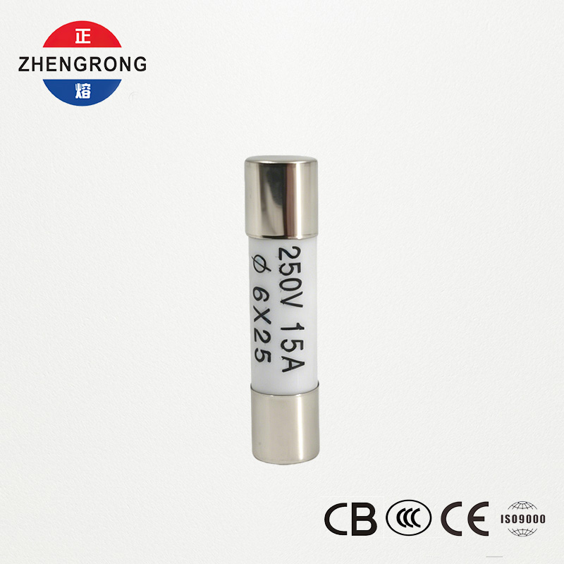 Fusibles R057 15A de 6*25 mm de alto rendimiento para compradores a granel